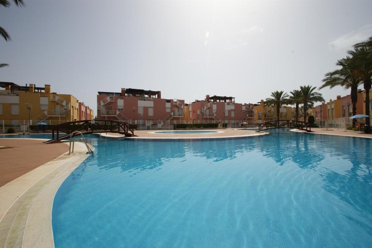 Apartamento En Vera A 300 M De La Playa, Con Patio Y Salida Directa A Calle Exterior photo